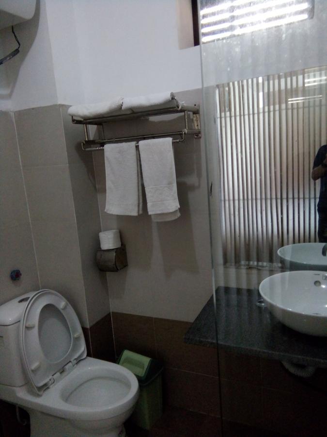 Khach San Thuong Mai Hotel Yen Thinh Buitenkant foto