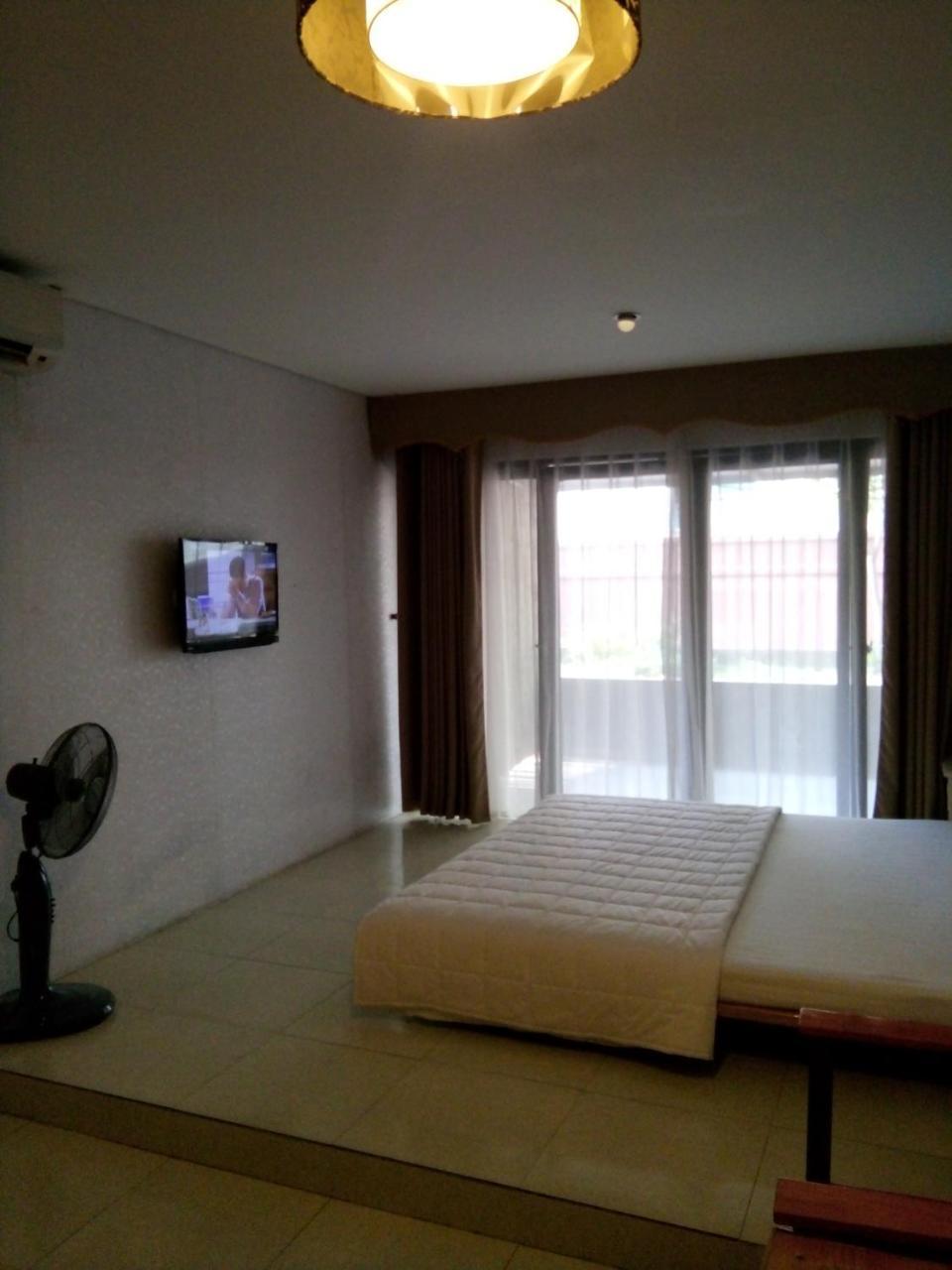Khach San Thuong Mai Hotel Yen Thinh Buitenkant foto