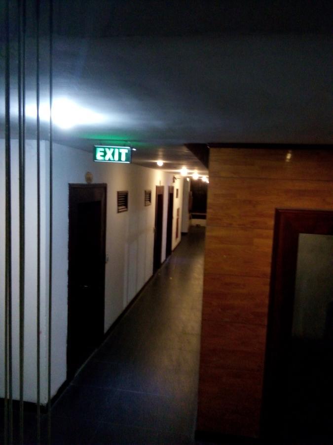 Khach San Thuong Mai Hotel Yen Thinh Buitenkant foto