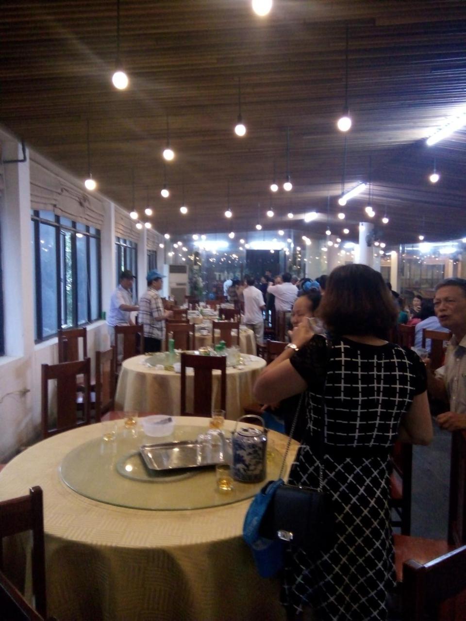 Khach San Thuong Mai Hotel Yen Thinh Buitenkant foto