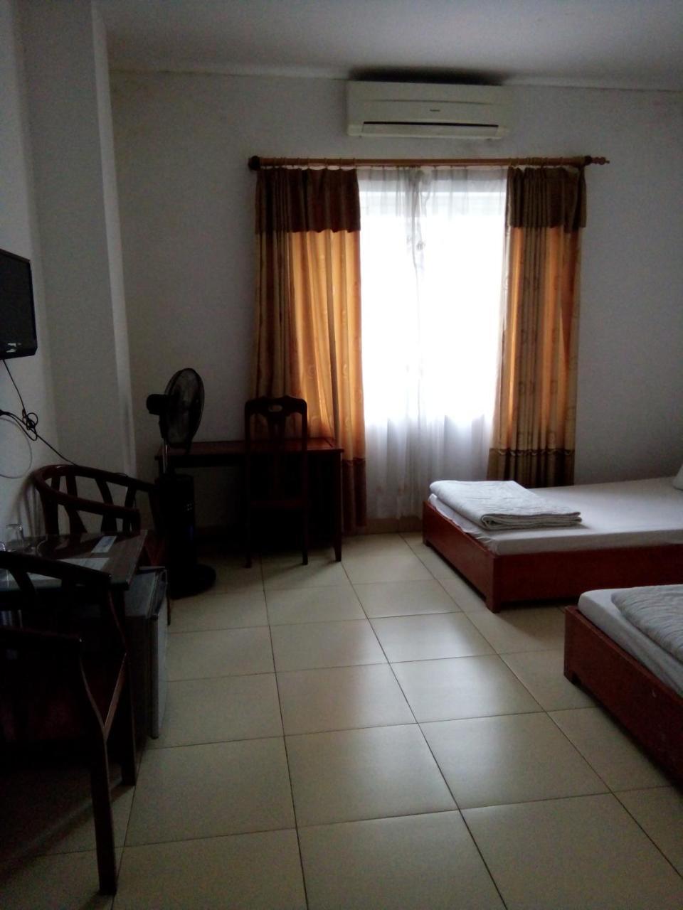 Khach San Thuong Mai Hotel Yen Thinh Buitenkant foto